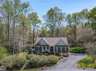 788 Middle Gate Gate, Irvington, VA 22480