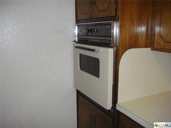 5th image of 1904 Galaxy Dr