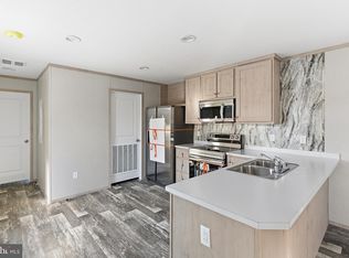 2 Lace Bark Ln, Jackson, NJ 08527