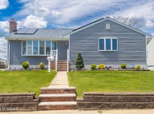 320 Beers St, Keyport, NJ 07735