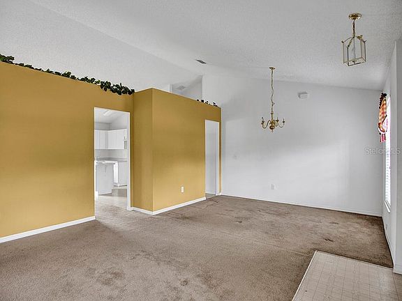 5th image of 303 Dogfish Ct