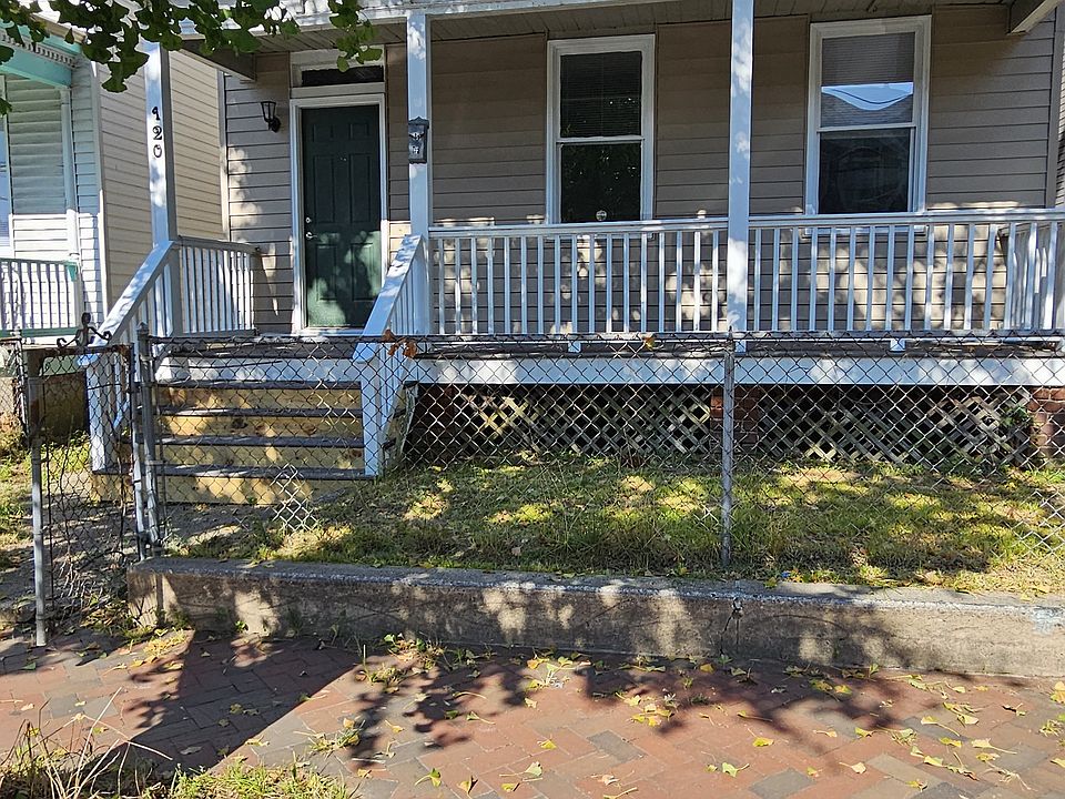Great renovation! 4 baths rooms. House has up to 6 bedrooms or an additional studio or living spaces Very private! All appliances, Central Air Off street parking