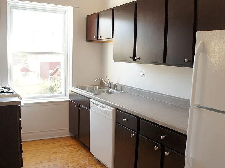 2915 George LLC — Photo 3