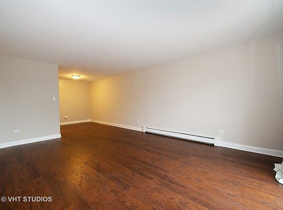 4th image of 8936 Parkside Ave #308