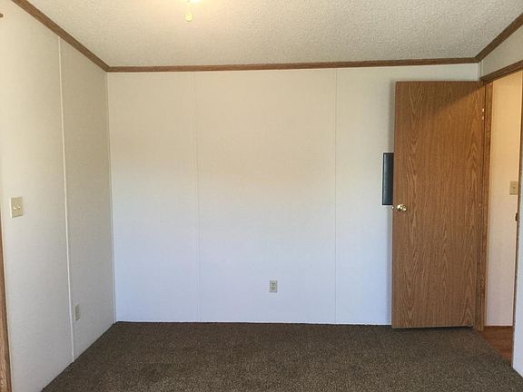 5th image of 906 Glen Dr