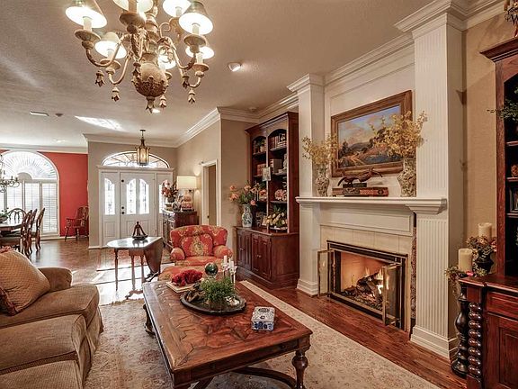 5th image of 1 Peachtree Ct