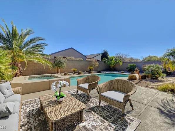 2470 Lothian St, Henderson, NV 89044