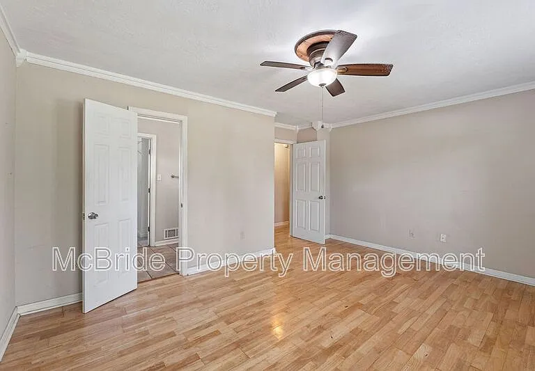 3358 Tanglewood Dr — Photo 10