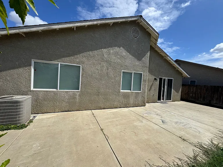 430 Vargus Ct — Photo 18