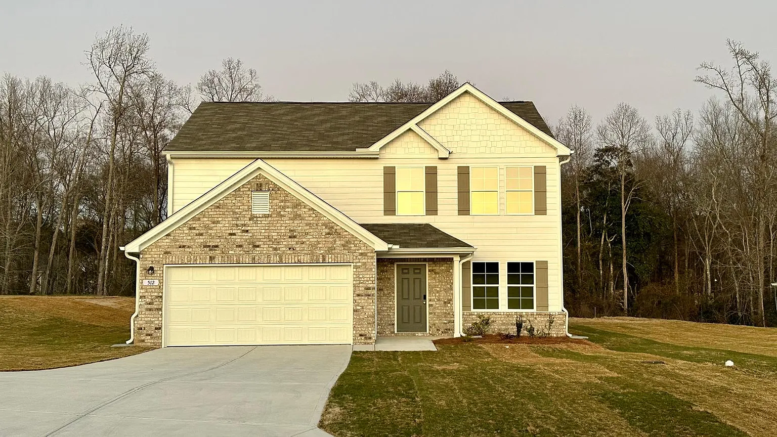 512 Liberty Hall Dr photo 1