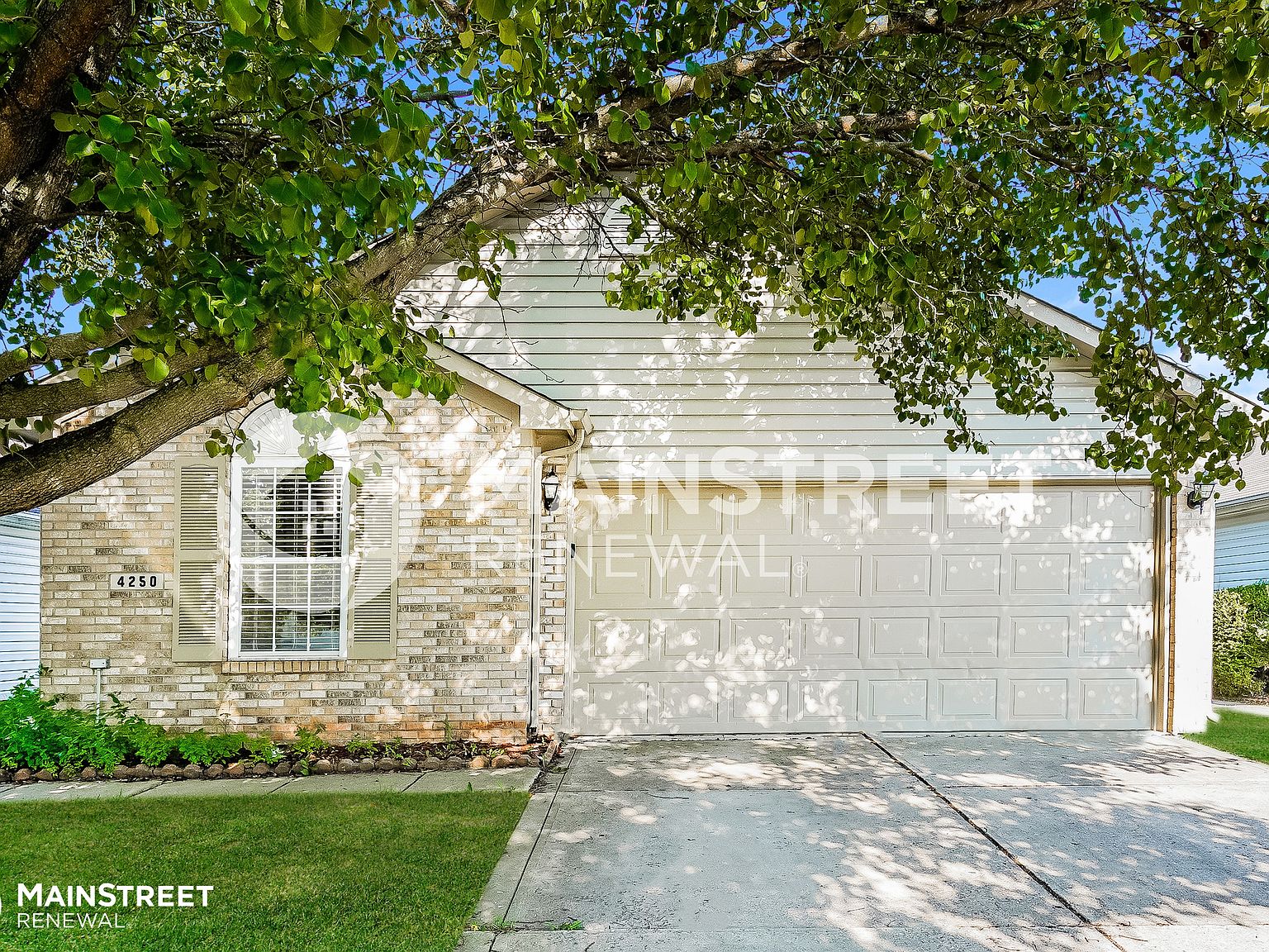 4250 Village Bend Dr, Indianapolis, IN 46254 Zillow