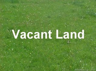 22 Red Oak Dr, Killingly, CT 06239