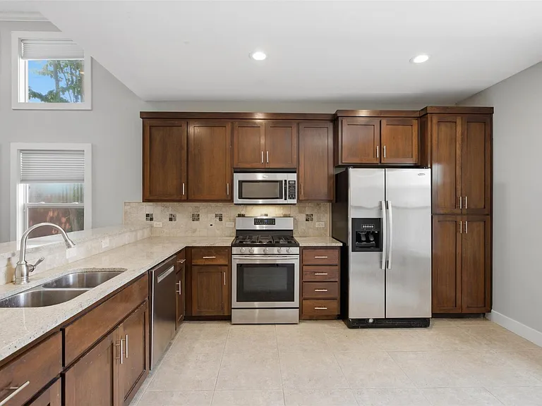 1315 W Anderson Ln #A — Photo 8