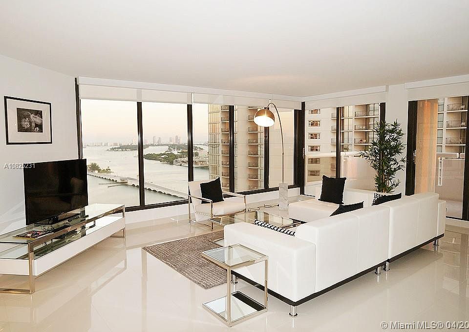 1st image of 1717 N Bayshore Dr APT 2657