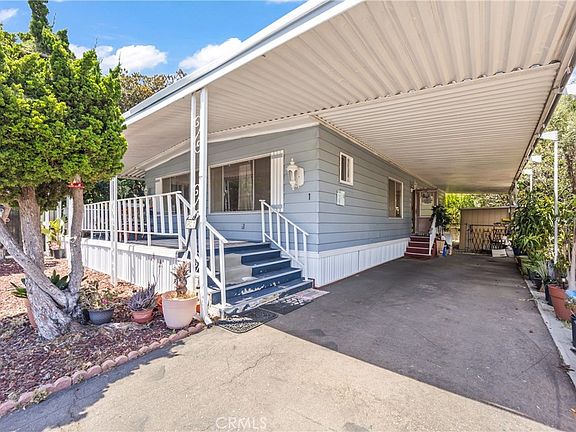 2nd image of 26200 Frampton Ave #1