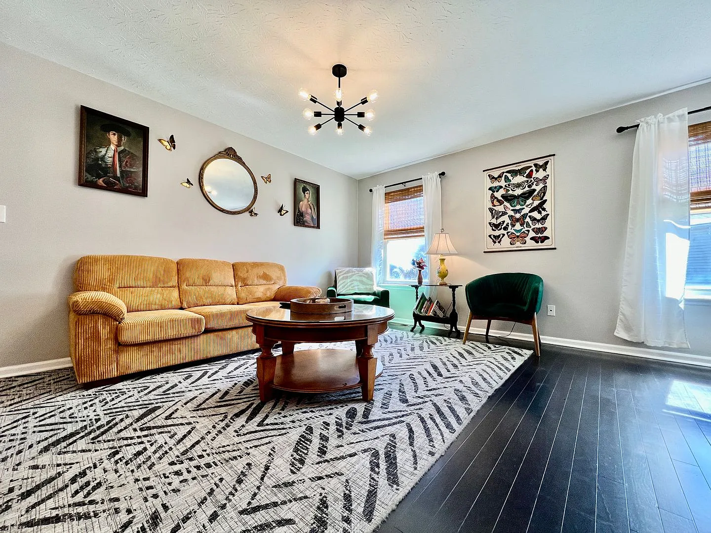 Fully Furnished Home with great location — Photo 4