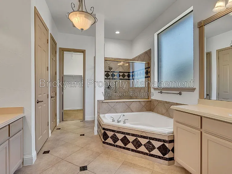 350 Pine Valley Dr — Photo 34