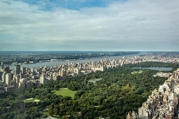 Sold by Compass | media 17