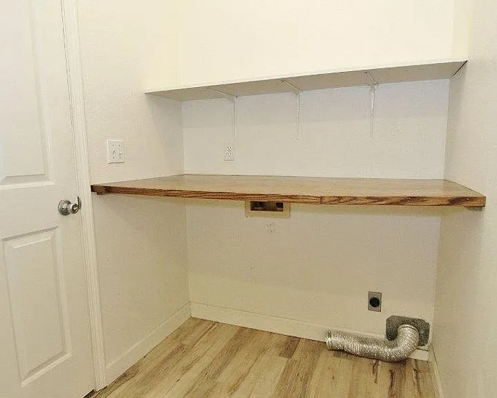 1334 N Gawaine Pl — Photo 23
