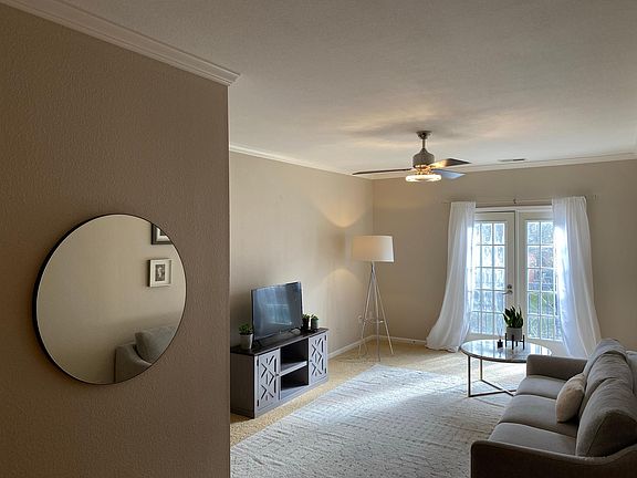 Family Room with Juliet Balcony