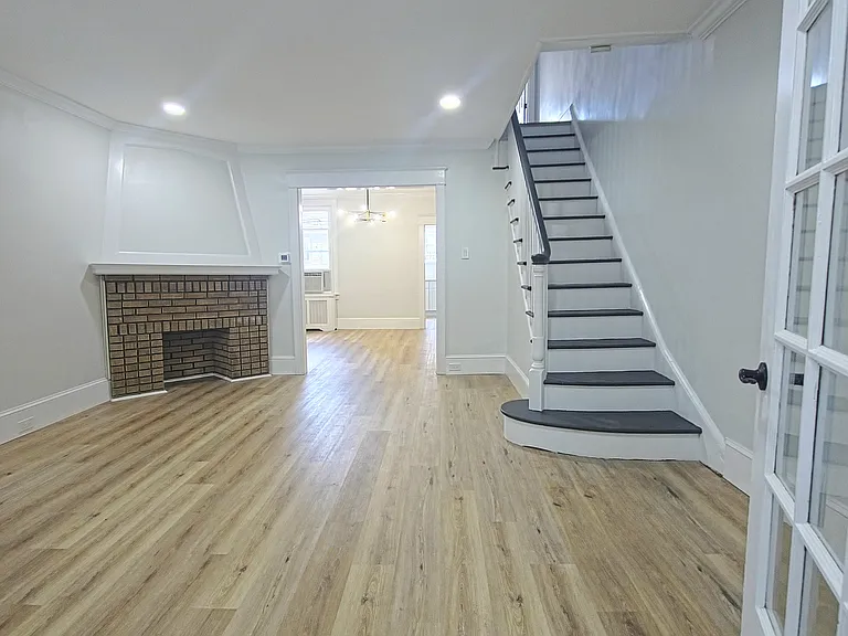 5860 Brush Rd — Photo 3