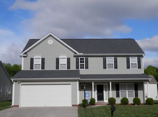 1957 Longburn Dr, Kernersville, NC 27284