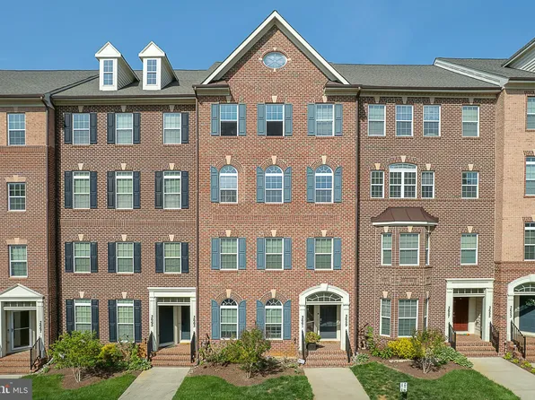 3659 Holborn Pl, Frederick, MD 21704