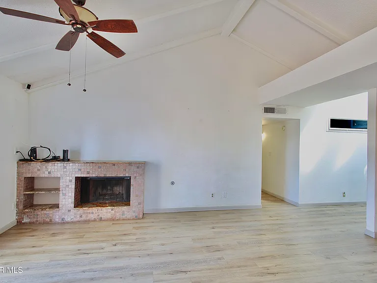 901 Tepic Dr #A — Photo 16