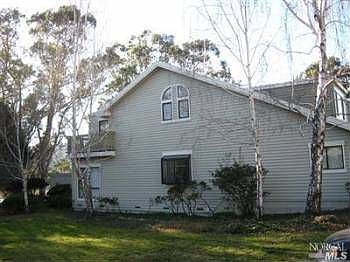 1st image of 76 Eucalyptus Knoll St