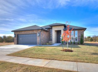 9432 NW 75th St, Yukon, OK 73099