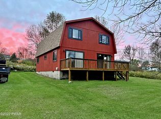 1572 Woodcrest Ln, Lake Ariel, PA 18436