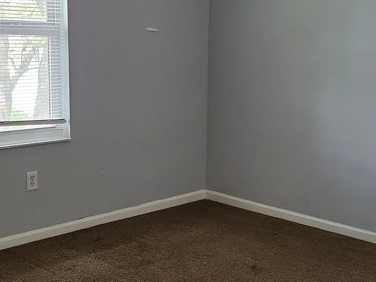 13793 Yarmouth Dr — Photo 12
