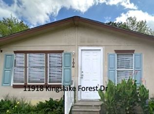 11918 Kingslake Forest Dr, Houston, TX 77044
