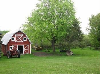 2nd image of 5398 Mayhew Lake Rd NE