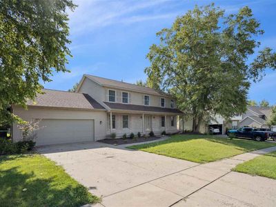 7604 Princeton Dr NE, Cedar Rapids, IA, 52402