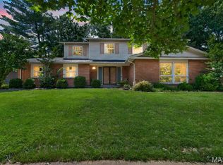 1261 Jade Wind Cir, Ballwin, MO 63011
