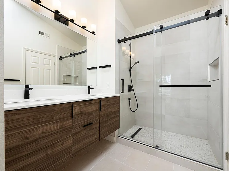 356 Meridian Dr — Photo 12