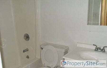 5th image of 6930 W Wilshire Dr