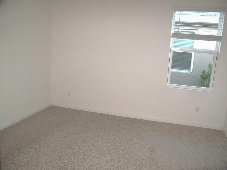 12221 SW Nettuno Way — Photo 20