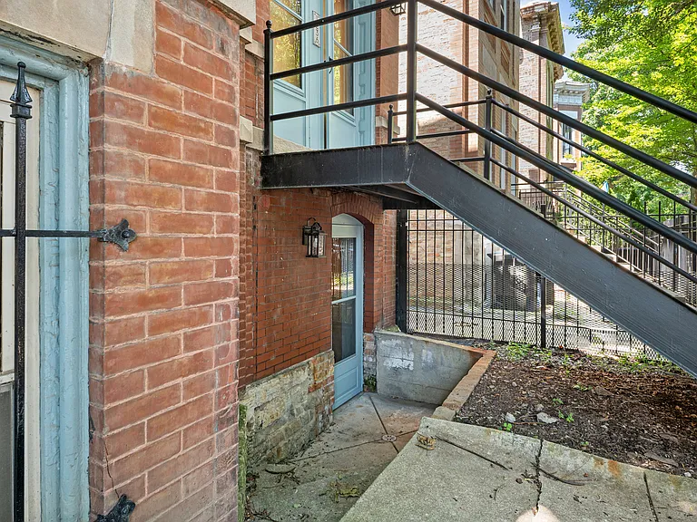 1236 N Marion Ct #GARDEN — Photo 2