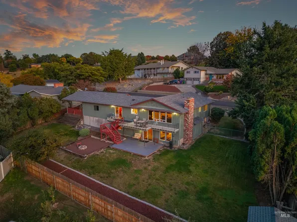 3016 Mayfair Rdg, Lewiston, ID 83501