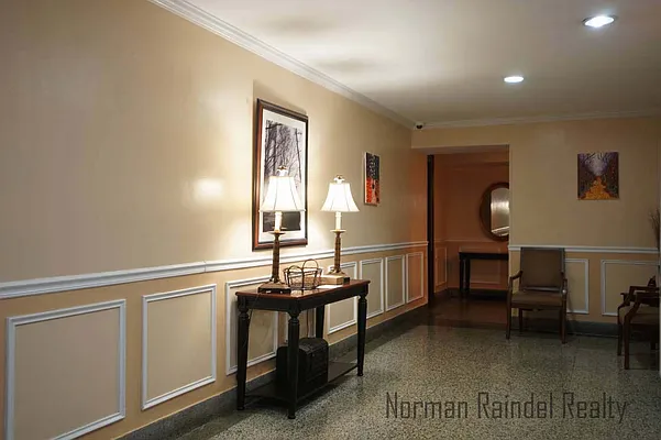 Rented by Norman Raindel, LREB | media 23