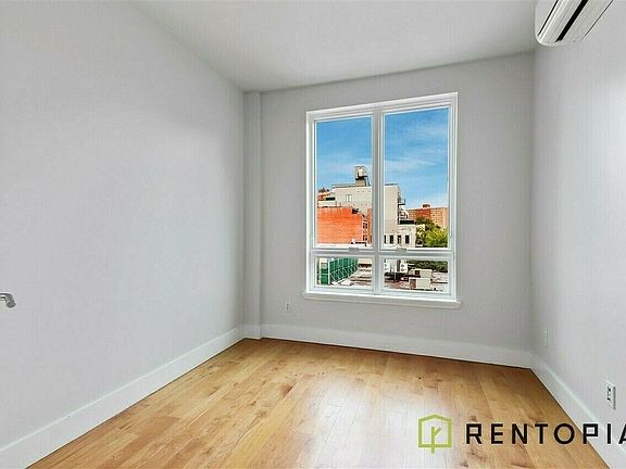 3rd image of 836 Dekalb Ave #5G