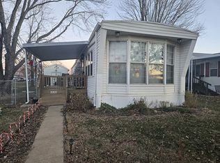 314 SE Birch St, Topeka, KS 66609