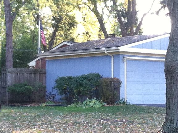 2nd image of 32350 Briarcrest Ct
