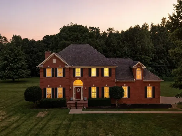 112 Chadwick Farms Dr, Fayetteville, TN 37334