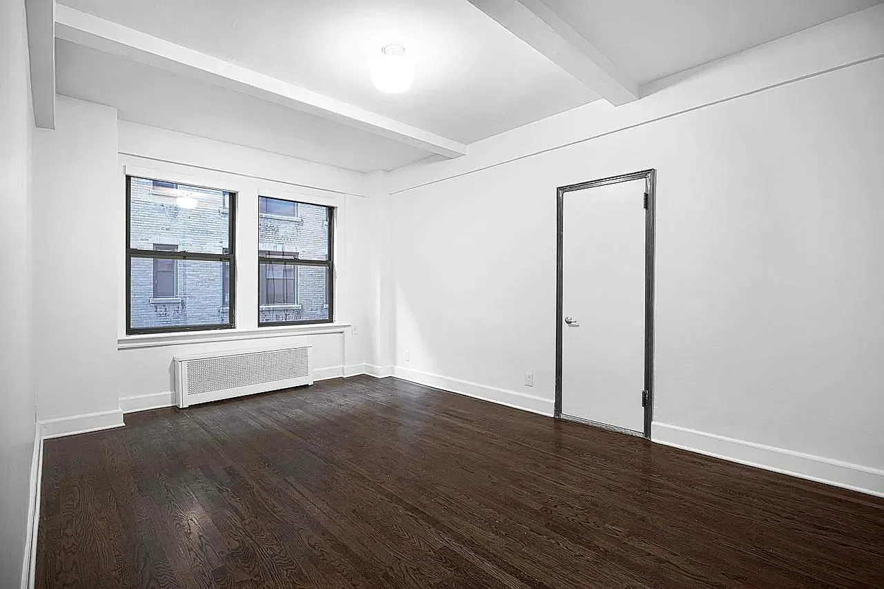 12 East 86th Street — Photo 2