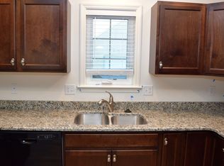 28 W Hoover St, Mountville, PA 17554