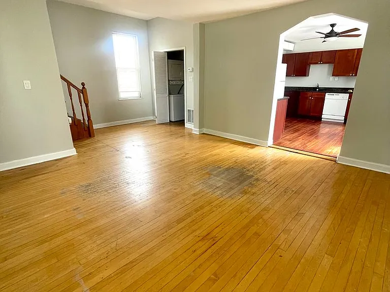 3241 S Carpenter St — Photo 1
