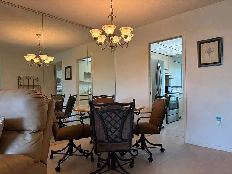 1324 Pasadena Ave S #206 — Photo 5